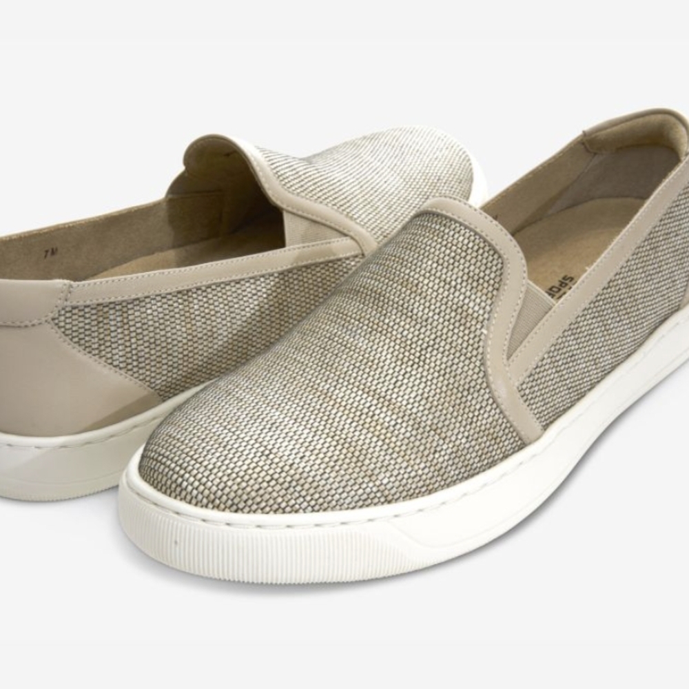 Pre-owned Vaneli Beige and Cream Slip-On Sneakers - Picture 1 of 8